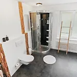 Confortable Avec Un Sauna アパート