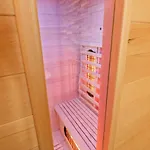 Confortable Avec Un Sauna * ロイカーバード