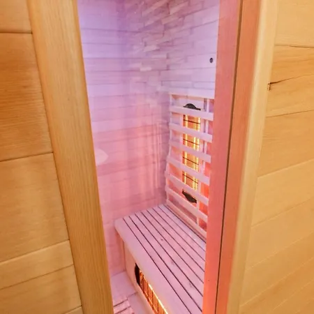 Confortable Avec Un Sauna * 로이커바드